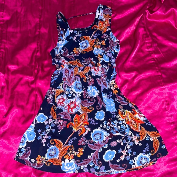 Nordstrom Dresses & Skirts - Nordstrom Rack Floral Dress 💙